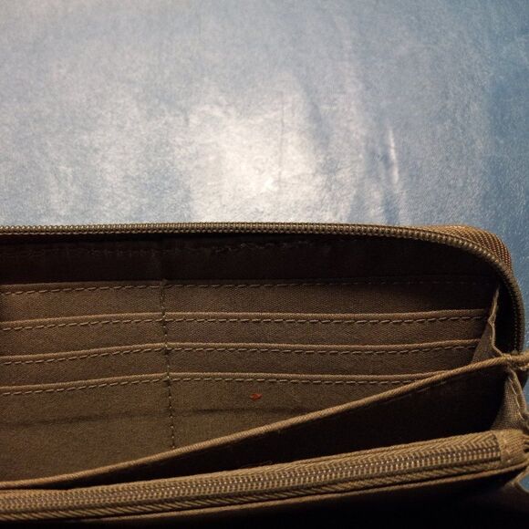 Mariposa Wallet  - Picture 6 of 8